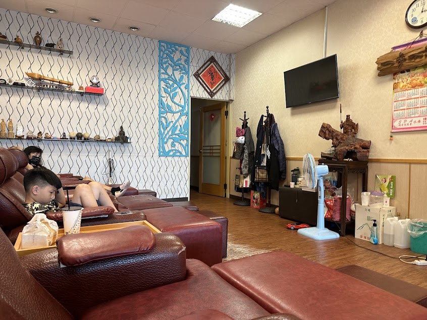 泰皇村中興店（全身、腳底按摩）