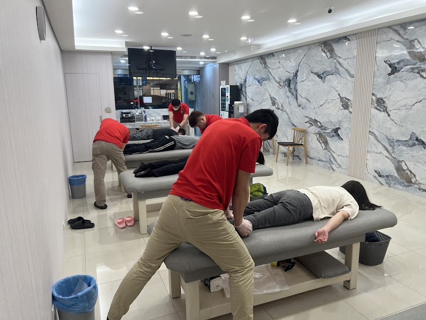 台北撥筋堂士林店 專調長期筋骨問題 深度紓解筋骨 傳統整復推拿|Dr.撥運動按摩 不適剋星 酸爽不痛